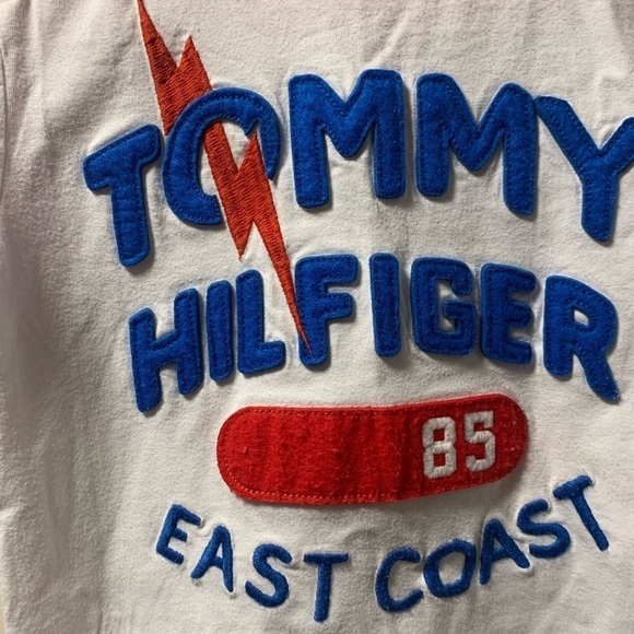 4/30$ Tommy Hilfiger t-shirt small kids 6-7years - Picture 2 of 6